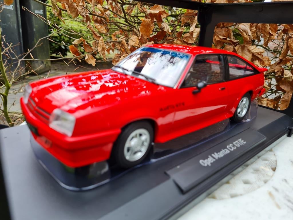 1:18 Opel Manta CC GT/E uit 1984 Rood  1000 stuks!! Norev, Ophalen of Verzenden, Nieuw, Auto, Norev