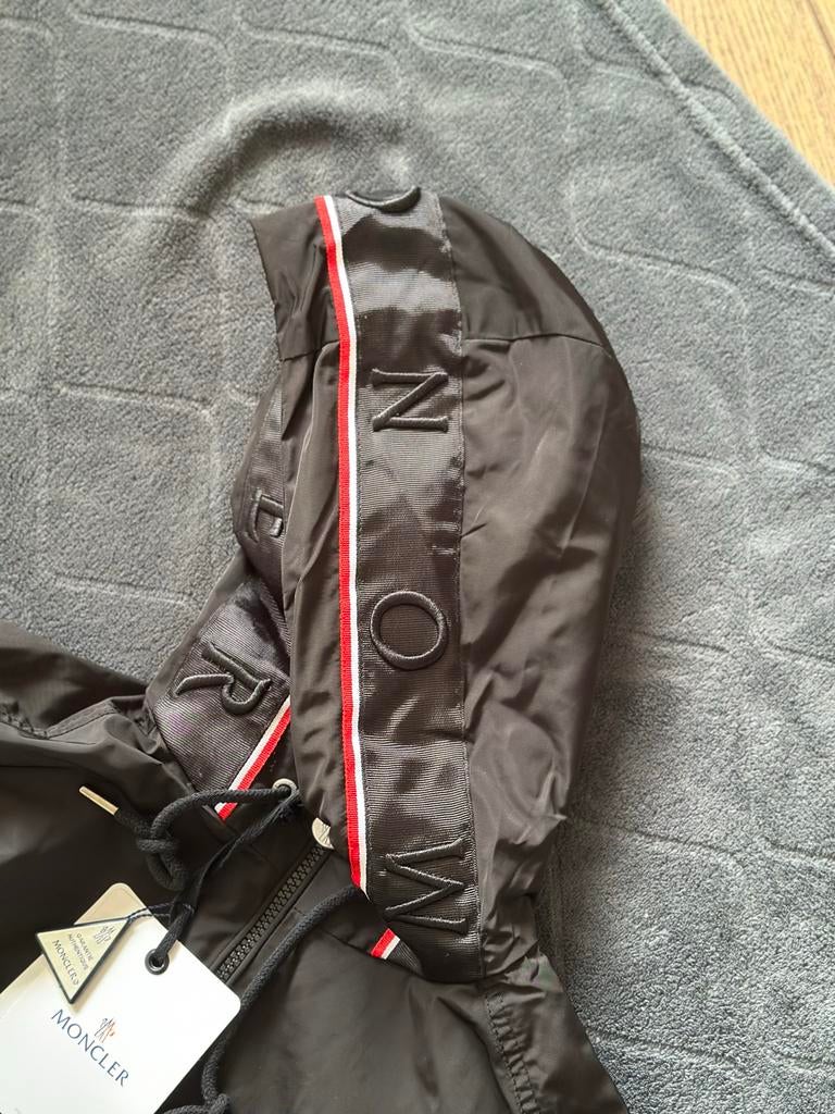 Moncler zomerjas S-M-L-XL-XXL, Ophalen of Verzenden, Nieuw, Overige maten, Zwart