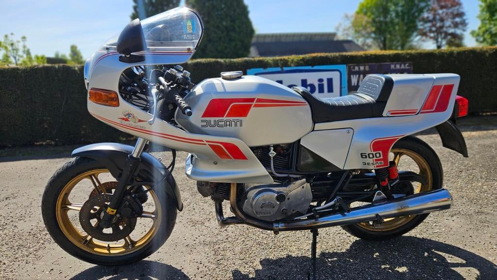 Ducati Pantah Sl 600 Sport, 2 cilinders, Sport, Meer dan 35 kW, 600 cc