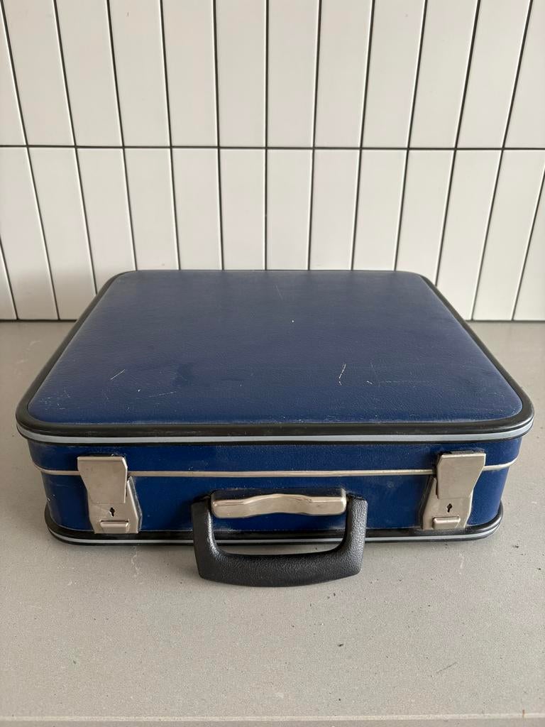 Vintage blauw koffertje stewardess, Ophalen, Gebruikt, Hard kunststof, Slot