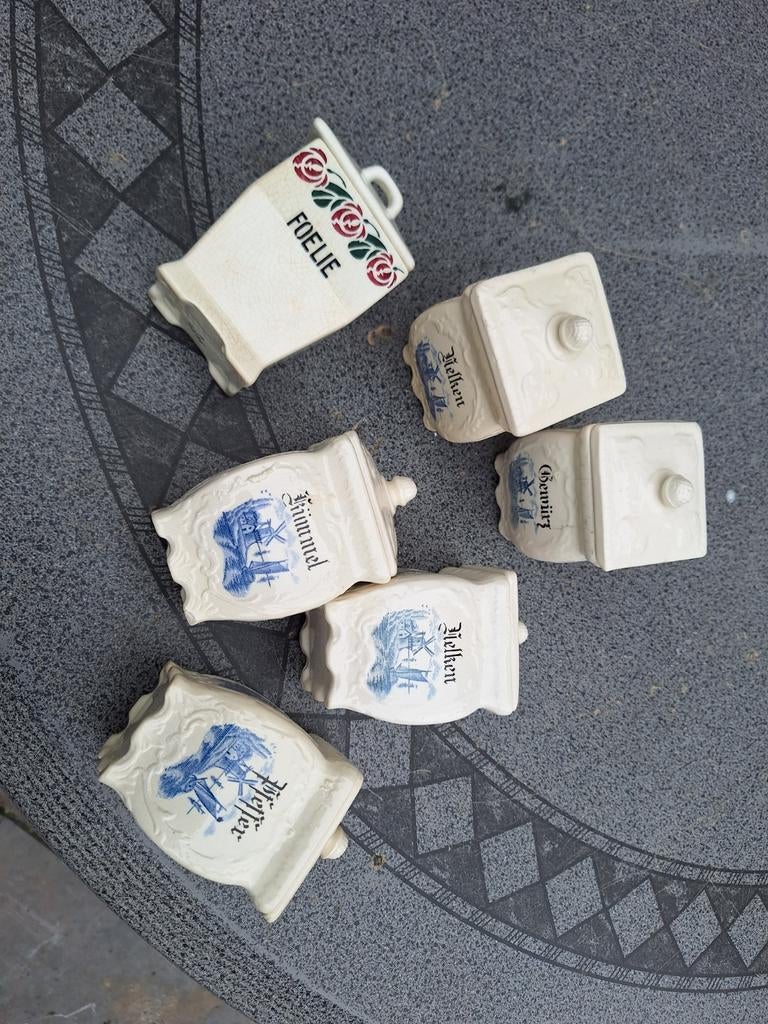 Set van 6 antieke kruidenpotjes, Delfts blauw stijl, Antiek en Kunst, Antiek | Keramiek en Aardewerk, Ophalen