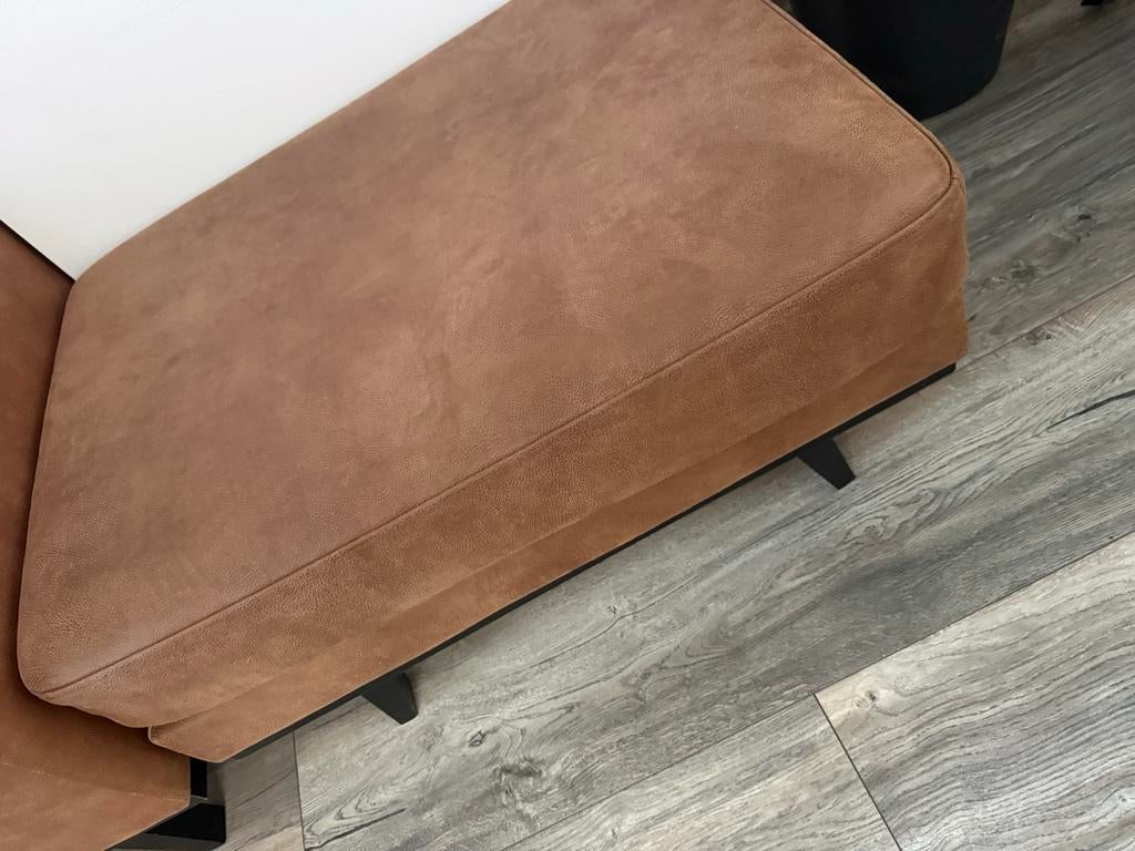 Torino Hocker - Comfortabele en Stijlvolle Voetenbank, Ophalen, 50 tot 75 cm, Zo goed als nieuw, 75 tot 100 cm