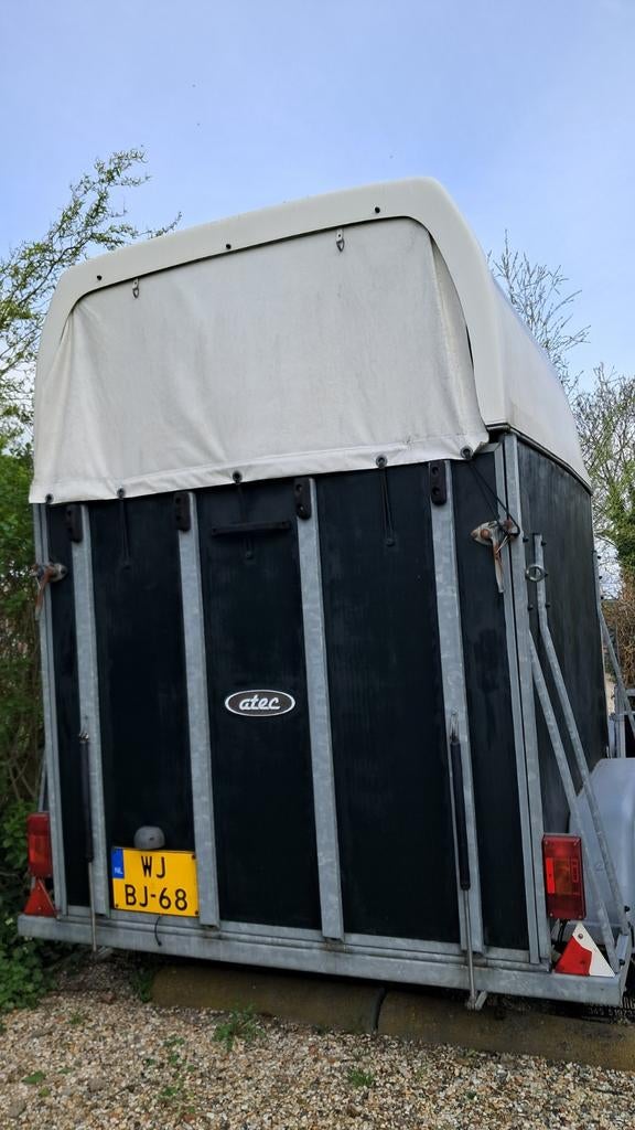 2 paards trailer, Dieren en Toebehoren, Paarden en Pony's | Trailers en Aanhangwagens, Ophalen, Gebruikt, Hout, 2-paards trailer
