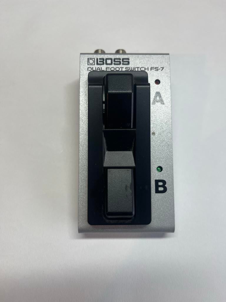 BOSS FS-7 Dual Footswitch - Compacte en veelzijdige voetscha, Muziek en Instrumenten, Effecten, Ophalen of Verzenden, Gebruikt