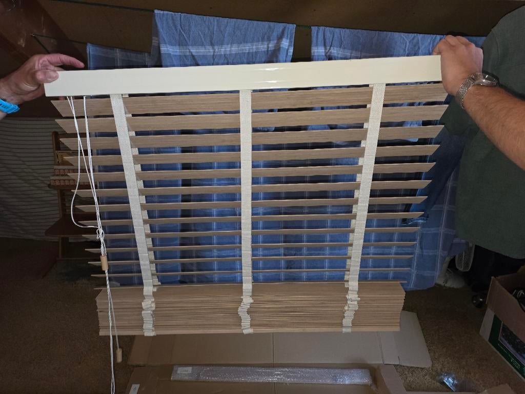 Beige Jaloezieën op maat van Kwantum, Ophalen, Nieuw, Hout