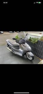 Honda dylan 150cc mallosi, Overige merken, Ophalen of Verzenden, Zo goed als nieuw, Benzine