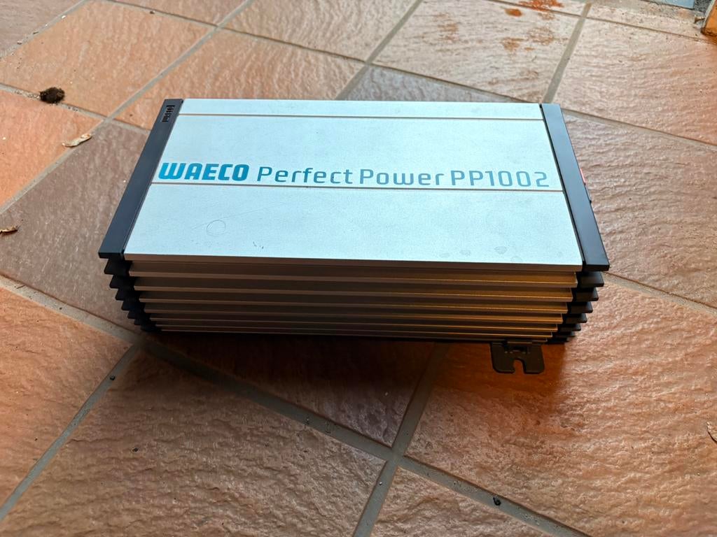 WAECO PP1002 1000 watt omvormer, Caravans en Kamperen, Camper-accessoires, Ophalen, Zo goed als nieuw