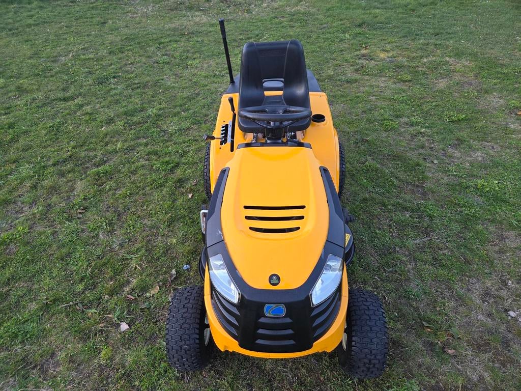 Cub Cadet LT2 NR92 zitmaaier als nieuw Hydrostaat / Mulchkit, Tuin en Terras, Zitmaaiers, Zo goed als nieuw, Cub Cadet, 90 tot 120 cm