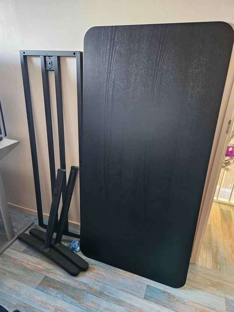 zo goed als nieuw IKEA Bekant bureau, Huis en Inrichting, Bureaus, Ophalen, Zwart, Spaanplaat of MDF, Zo goed als nieuw