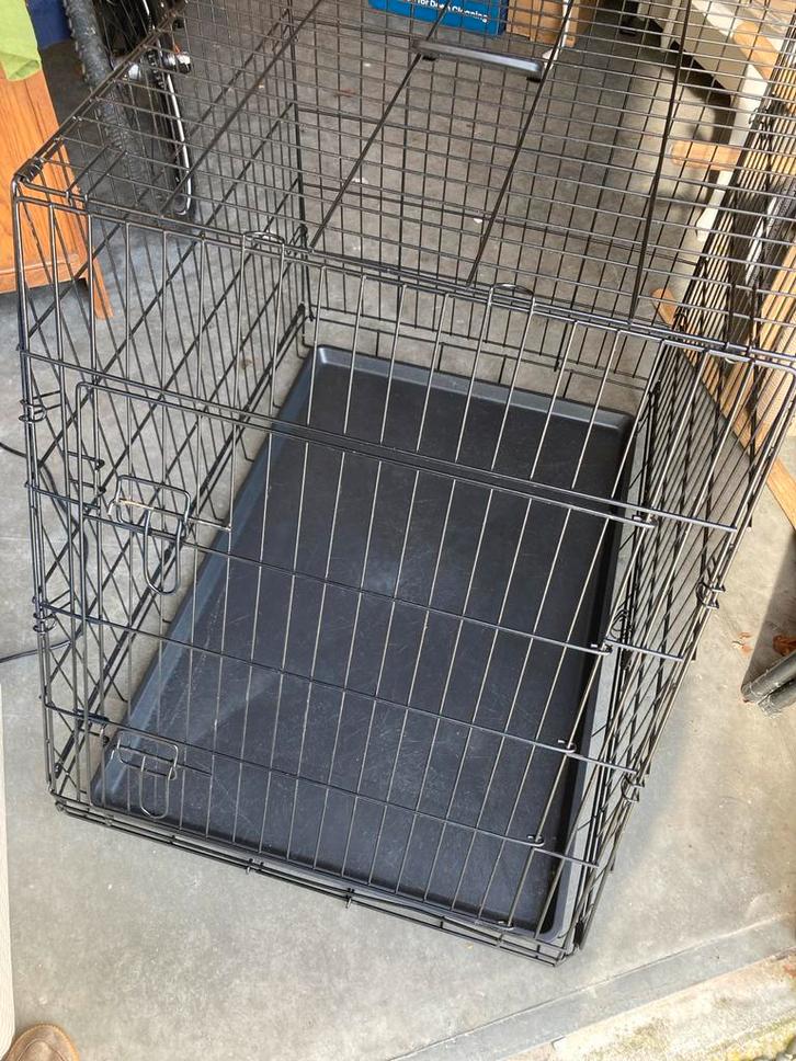 Grote hondenbench zwart, Dieren en Toebehoren, Hondenbenches, Zo goed als nieuw, Ophalen