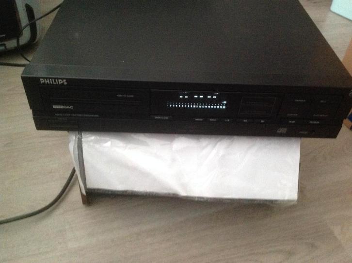 Philips CD600 Compact Disc Player, Audio, Tv en Foto, Cd-spelers, Zo goed als nieuw, Philips, Draagbaar, Ophalen of Verzenden