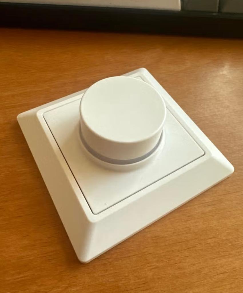 Robb Zigbee Dimmer - Slimme verlichting bedienen, Ophalen of Verzenden, Gebruikt, Schakelaar