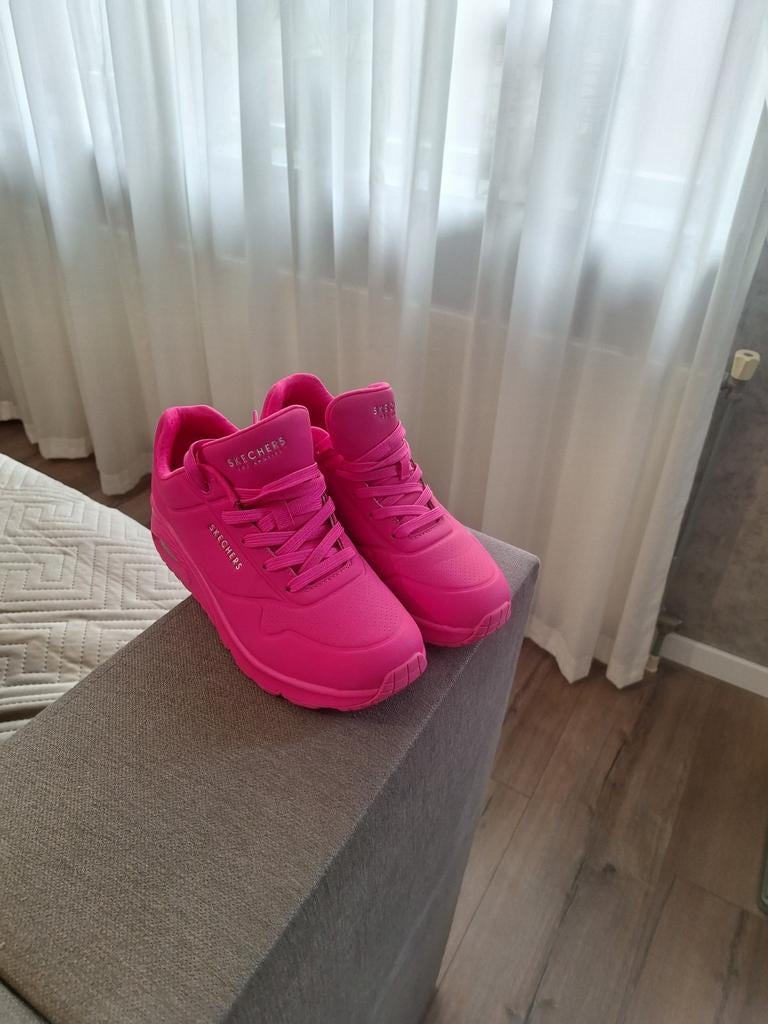 Zgan skechers maat 39, Kleding | Dames, Schoenen, Ophalen of Verzenden, Zo goed als nieuw, Roze, Sneakers of Gympen