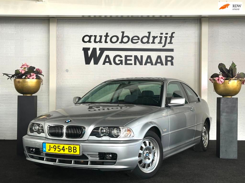 BMW 3-serie Coupé 320Ci handbak 77.988 km uniek, Auto's, BMW, 2171 cc, Gebruikt, Handgeschakeld, Grijs