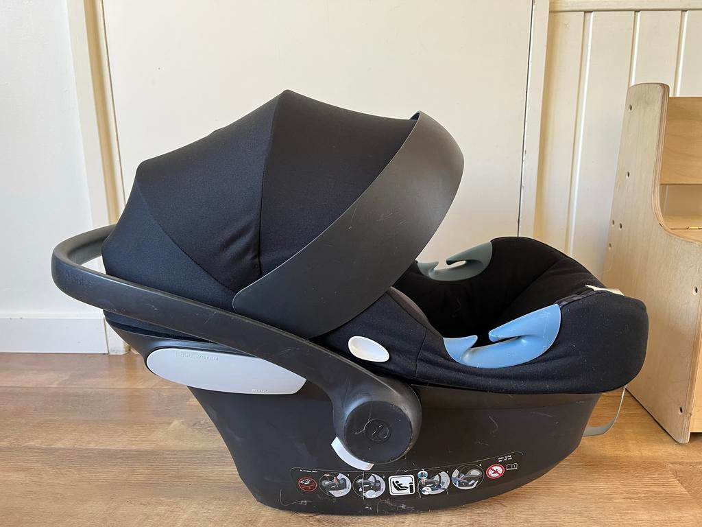 Cybex Aton M i-Size autostoel - Isofix of autogordel, Kinderen en Baby's, Autostoeltjes, Autogordel of Isofix, Gebruikt, 0 t/m 13 kg