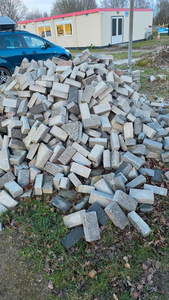 200 a 300 m2 klinkers, Tuin en Terras, Tegels en Klinkers, Klinkers, Beton, 10 m² of meer, Ophalen