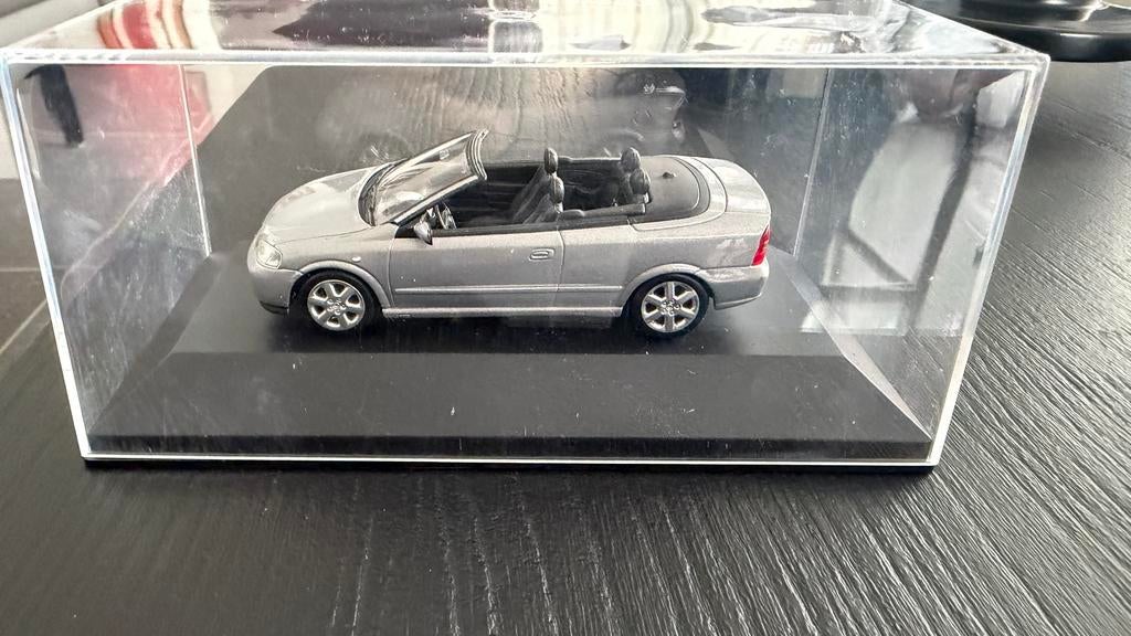 Opel Astra G Cabrio 1:43 Zilver Metallic Modelauto, Ophalen of Verzenden, Zo goed als nieuw, Auto, Overige merken