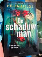 De Schaduwman - Helen Fields (Thriller), Boeken, Ophalen of Verzenden, Zo goed als nieuw