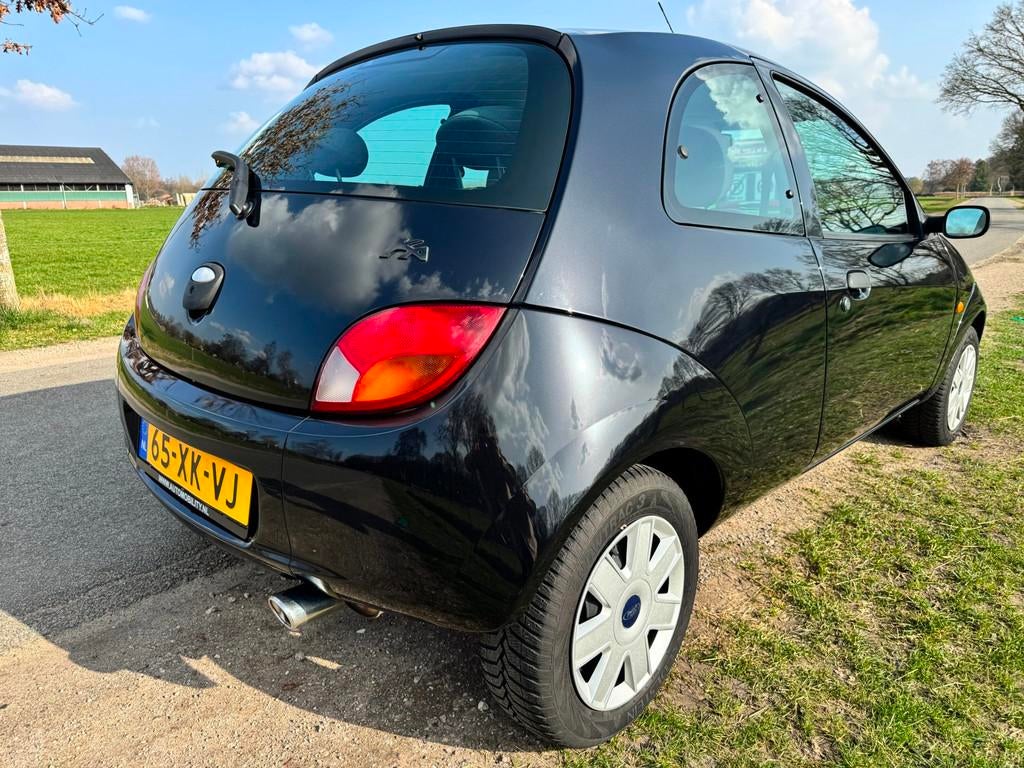 Ford Ka 1.3 Futura prachtige staat met airco, Auto's, Voorwielaandrijving, 1299 cc, Stof, Gebruikt