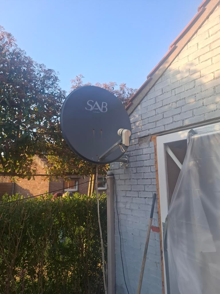 SAB schotelantenne met LNB, Ophalen of Verzenden, Gebruikt, (Schotel)antenne, Overige merken