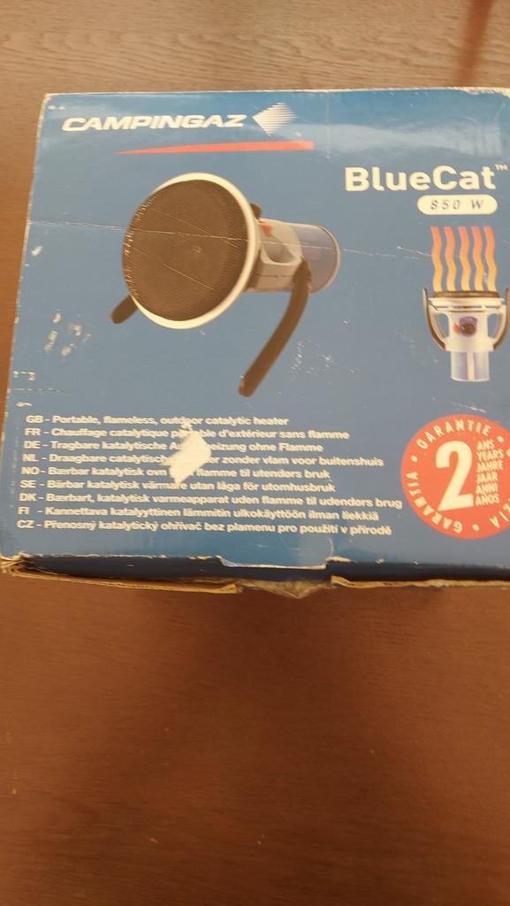 Campingaz BlueCat 850 W Katalytische Kachel, Caravans en Kamperen, Kampeeraccessoires, Ophalen of Verzenden, Zo goed als nieuw