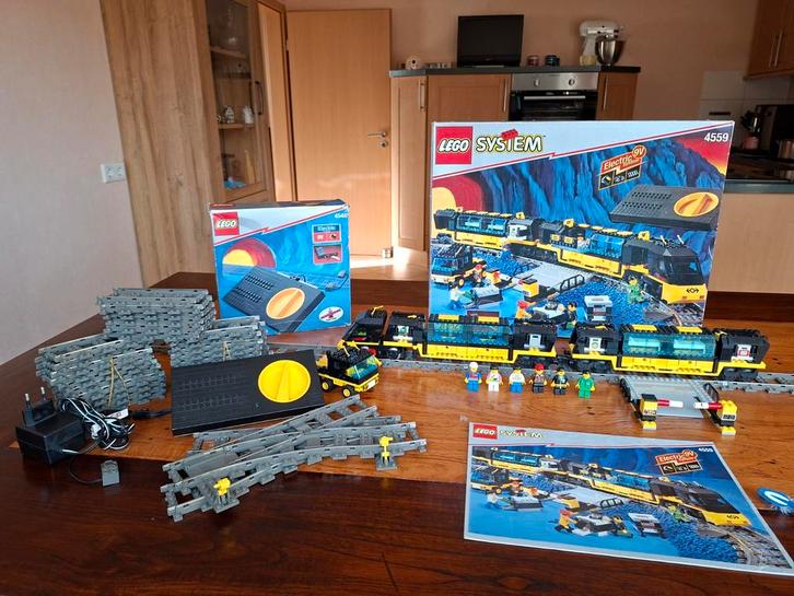 LEGO TREIN 4559 PASSAGIERSTREIN 9VOLT COMPLEET, Kinderen en Baby's, Speelgoed | Duplo en Lego, Zo goed als nieuw, Lego, Complete set