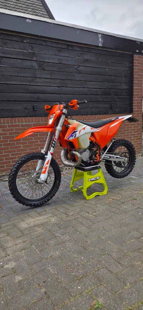 KTM Enduro 300 EXC TPI 2023, Particulier, Enduro, Handgeschakeld, 1 cilinder