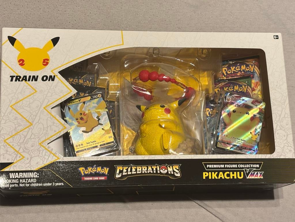Pikachu celebrations box, Ophalen of Verzenden, Nieuw