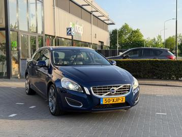 Volvo V60 1.6 T3 Ocean Race (bj 2012) XENON|PDC|NAVI|LMV beschikbaar voor biedingen