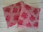 Twee prachtige sierkussens 45 x 45 cm, Huis en Inrichting, Woonaccessoires | Kussens, Ophalen, Zo goed als nieuw, Rood, Vierkant