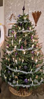 Kunstkerstboom 215 cm hoog Intratuin i.z.g.s., Diversen, Kerst, Ophalen, Gebruikt