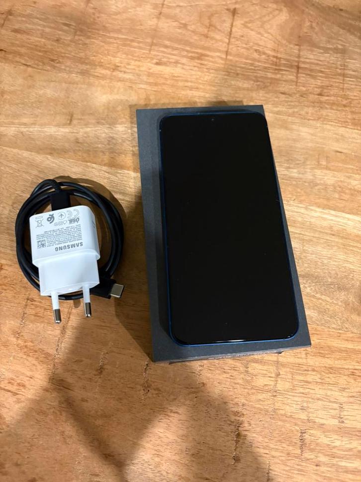 Samsung Galaxy S25 (Met garantie, nog geen 2 maanden oud), Telecommunicatie, Mobiele telefoons | Samsung, Nieuw, Galaxy A, 128 GB
