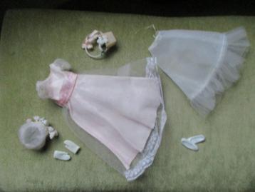 Vintaghe  barbie Skipper Bruidsmeisje   mattel compleet  beschikbaar voor biedingen