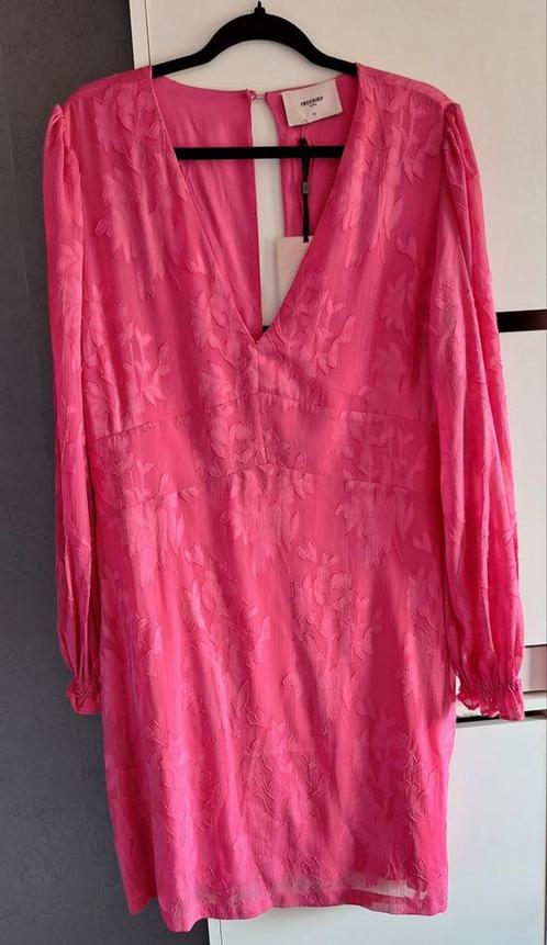 Freebird jurk maat XL nieuw!, Kleding | Dames, Jurken, Nieuw, Maat 46/48 (XL) of groter, Roze, Onder de knie, Ophalen of Verzenden
