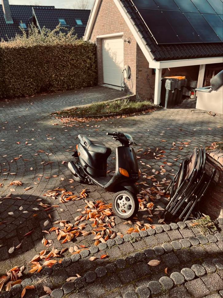 zip type 3 125cc, Fietsen en Brommers, Scooters | Piaggio, Gebruikt, Zip, Ophalen