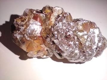 Verzameling edelstenen, mineralen en fossielen. Nr 4