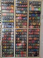 Ben op zoek naar een Lege DMC kast / vol mag ook  zie foto, Ophalen of Verzenden