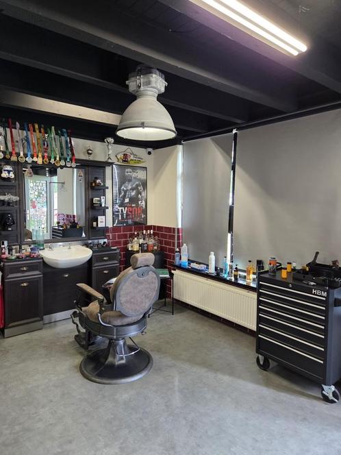 Goedlopende barbershop ter overname – met vaste klantenkring, Zakelijke goederen, Exploitaties en Overnames