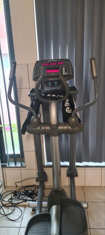 Life Fitness Crosstrainer X9i – Professioneel & in topstaat! beschikbaar voor biedingen