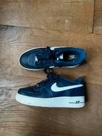 Nike airforce 1 maat 39 donkerblauw, Blauw, Ophalen of Verzenden, Sneakers of Gympen, Gedragen