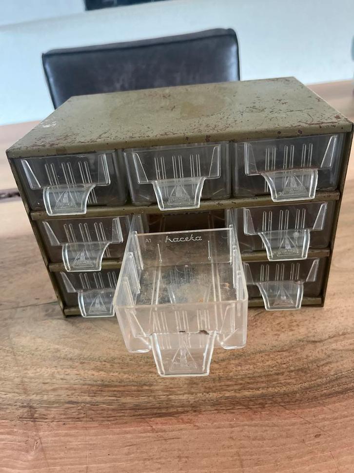 Vintage HACEKA ladekastje met 9 lades, Huis en Inrichting, Kasten | Lockerkasten, Gebruikt, Ophalen of Verzenden