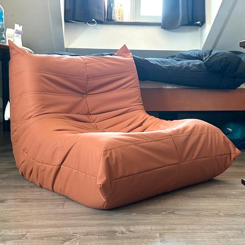 Lounge Stoel - bruin, Huis en Inrichting, Fauteuils, Zo goed als nieuw, Overige materialen, 75 tot 100 cm, 75 tot 100 cm, Ophalen of Verzenden
