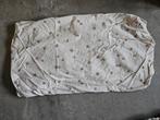 2 Hoeslakens  Petit Amelie 140x70, Meisje, Ophalen of Verzenden, Zo goed als nieuw, Hoeslaken of Sloop