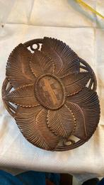 Houten schaal uit Aeschi,  kanton Bern, Zwitserland, Antiek en Kunst, Ophalen of Verzenden