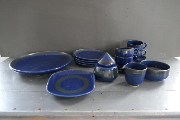 Vintage Zaalberg Holland aardewerk servies blauw., Huis en Inrichting, Keuken | Servies, Compleet servies, Overige stijlen, Aardewerk