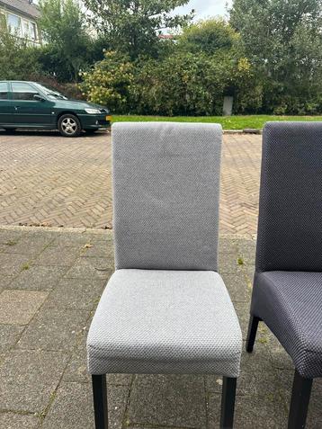 Eettafelstoelen 4 stuks beschikbaar voor biedingen