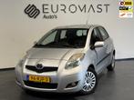 Toyota Yaris 1.3 VVTi Aspiration Automaat Airco Nap Nieuwe A, Euro 5, Stof, Gebruikt, 750 kg