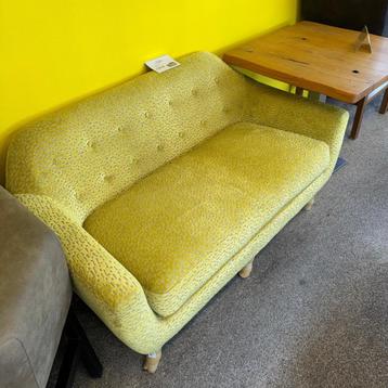 2-zits bank geel