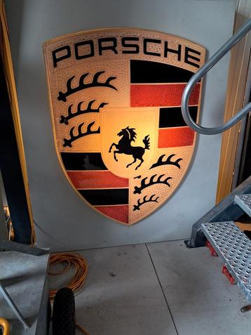 Originele Porsche lichtbakplaat Oude Logo jaren 80e 150cm beschikbaar voor biedingen