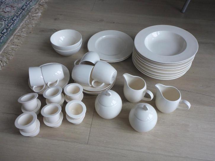 Serviesdelen clarity plain., Huis en Inrichting, Keuken | Servies, Zo goed als nieuw, Overige typen, Overige stijlen, Aardewerk